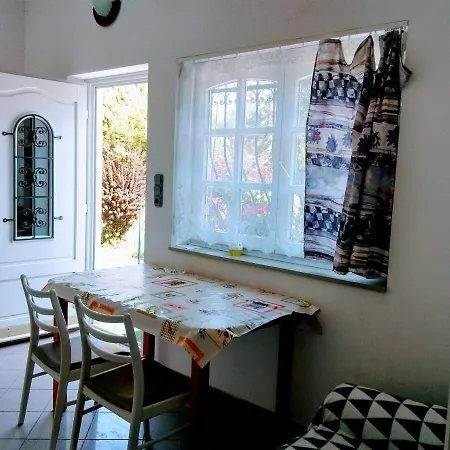 Fesztival Nyaralohaz Apartament *