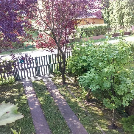 Fesztival Nyaralohaz Lejlighed