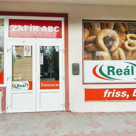 Lejlighed Fesztival Nyaralohaz