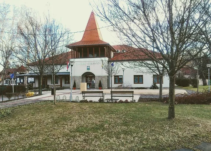 Fesztival Nyaralohaz * Zamárdi